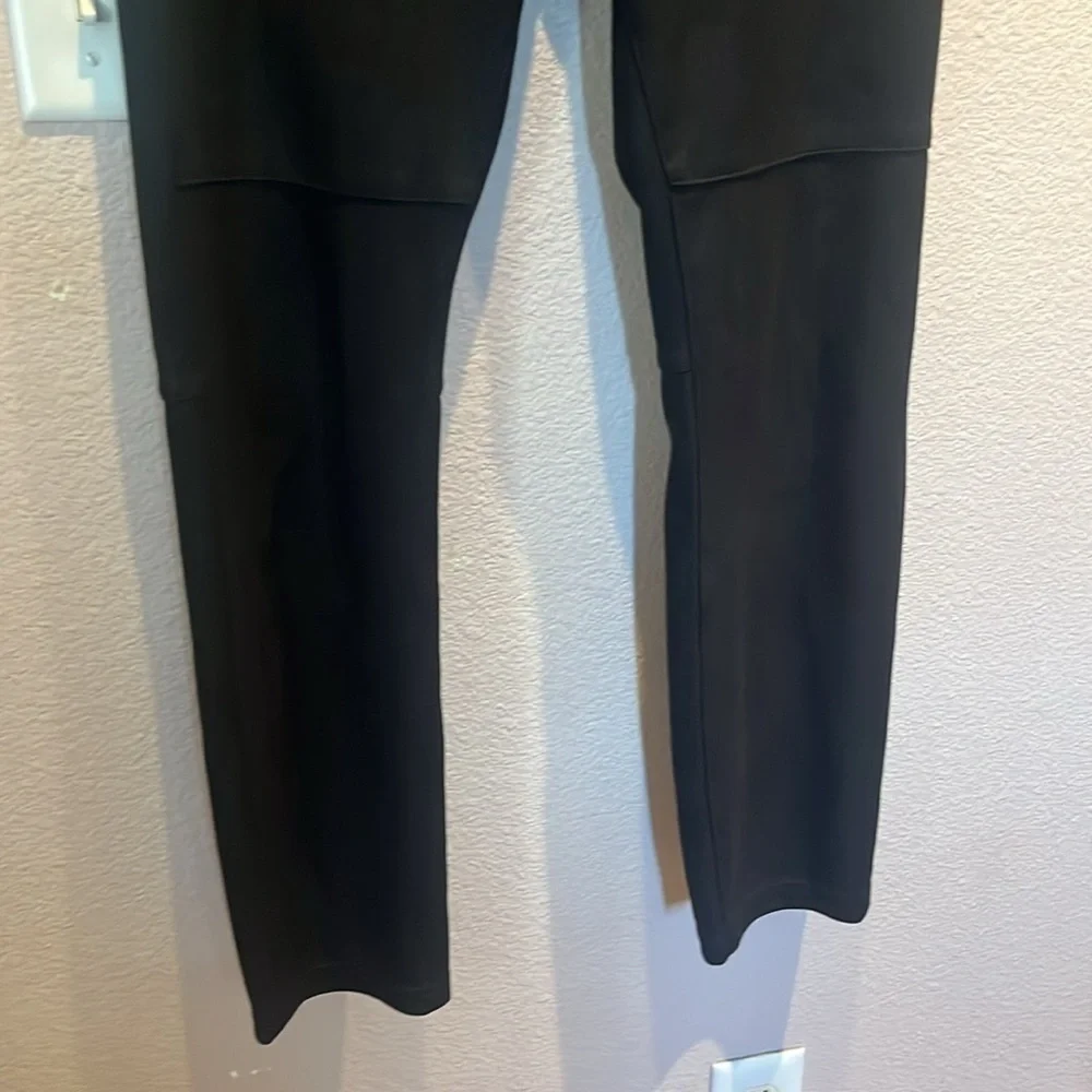 Soft Surroundings Urban Noir Leggings Womens M Faux Suede Pants Black Textured